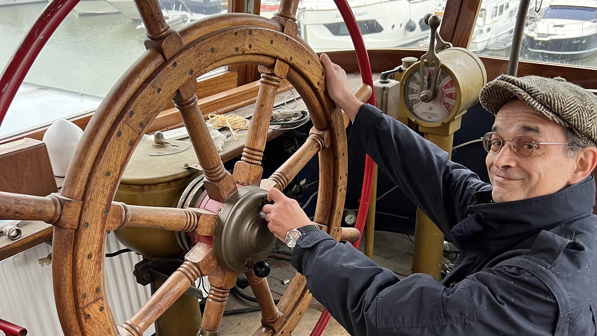 Florian Pausch von der Historischen Schiffahrt Bodensee zu Besuch in Köln