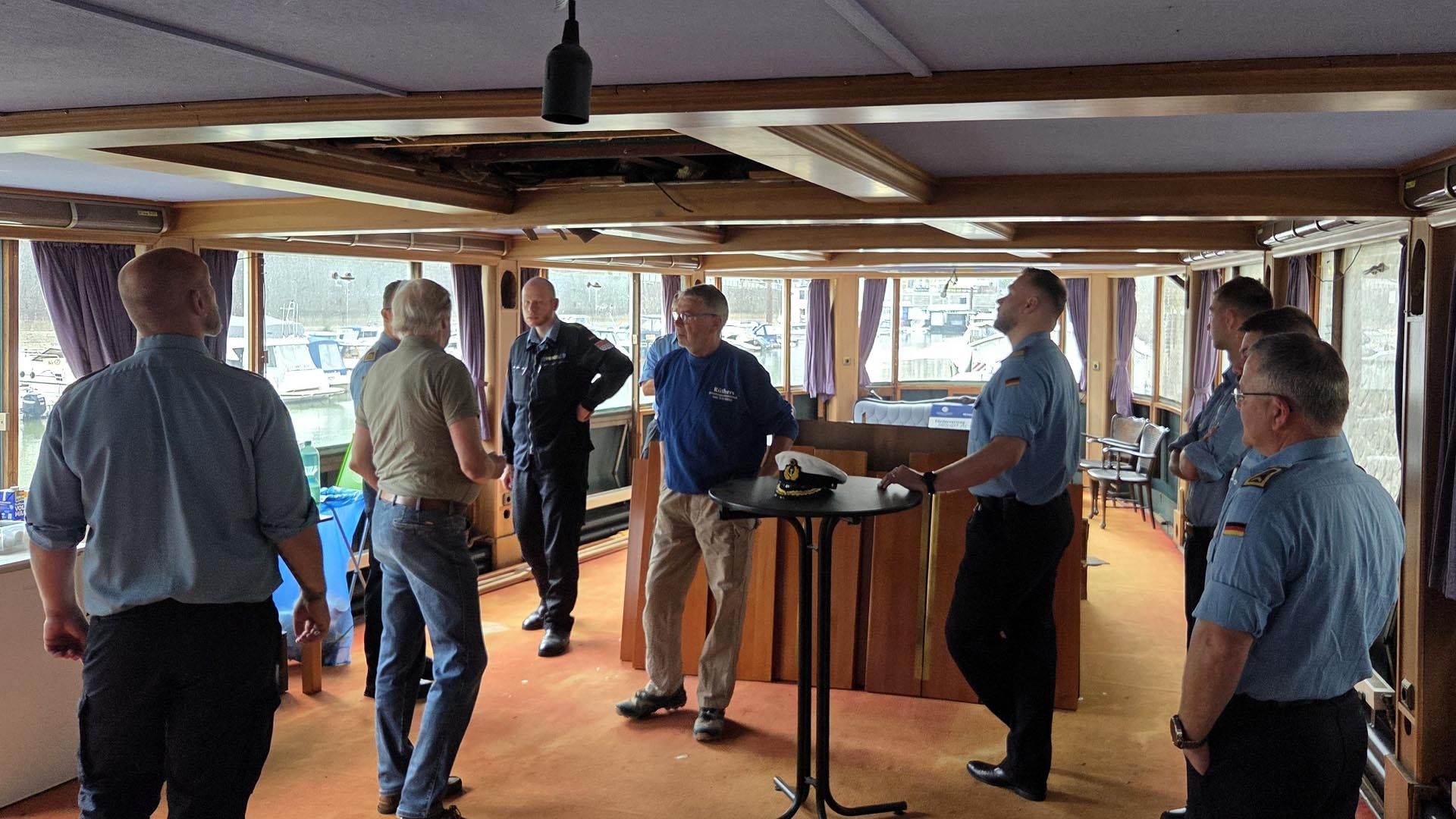 Bundesmarine zu Besuch auf dem Ratsschiff