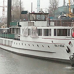 Der aktuelle Liegeplatz im Mülheimer Hafen